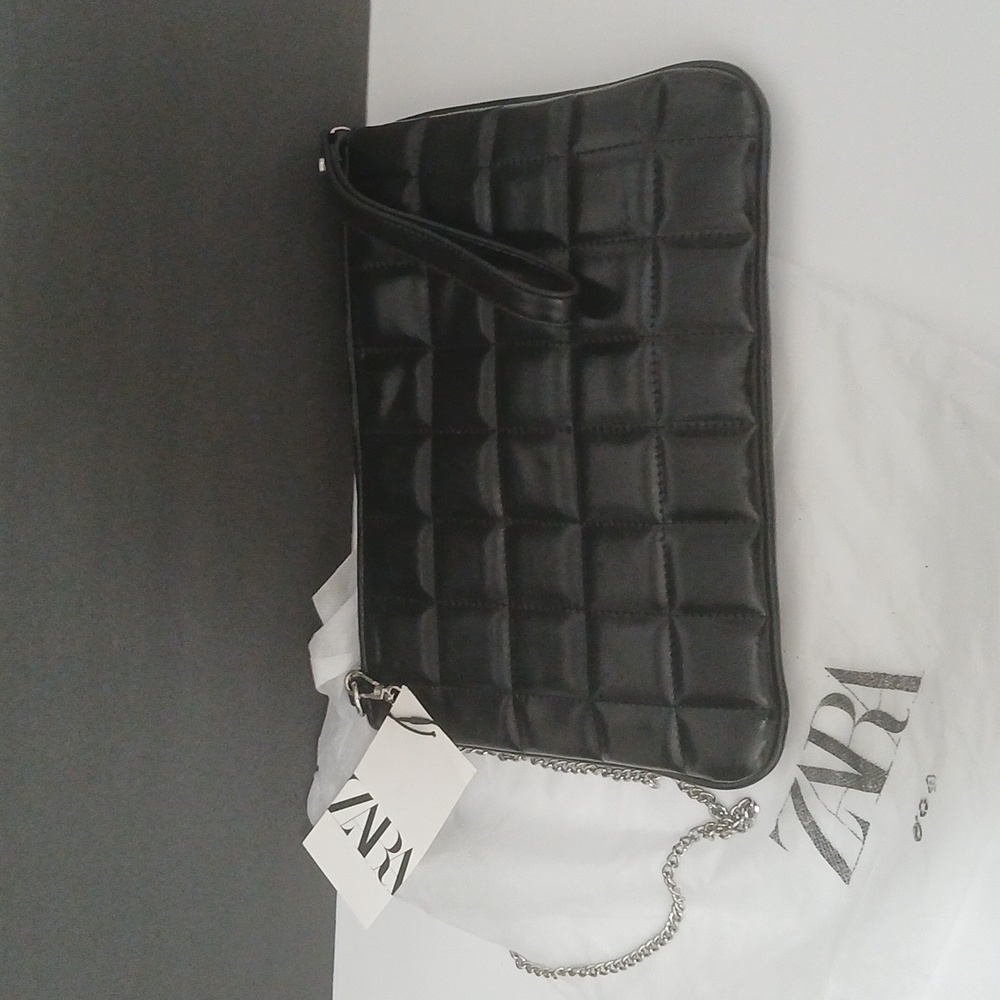 ZARA Black quilted crossbody bag with chain and Strap NEW